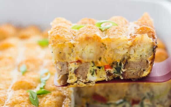 tater tot breakfast casserole scoop